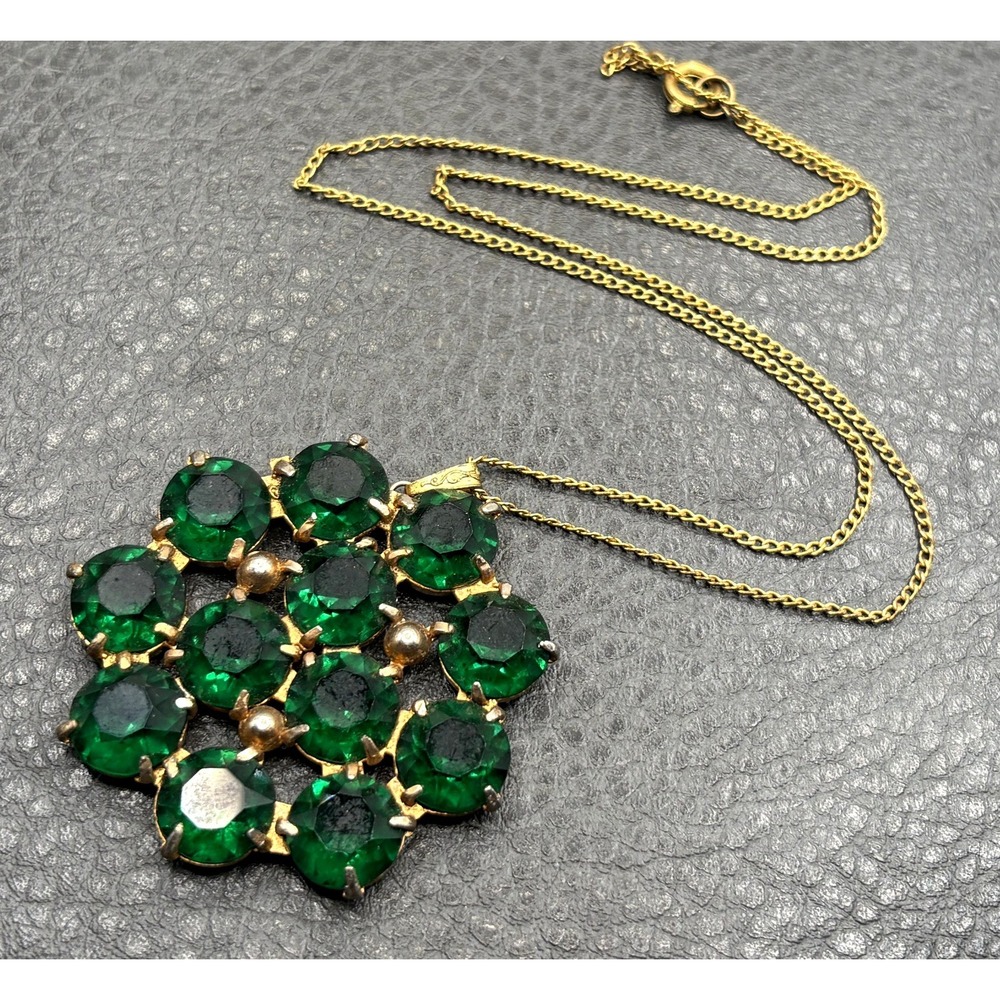 Vintage Green Glass Rhinestone Flower Cluster Pendant Necklace Gold Tone 18"